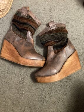 Bed/Stu Wedge Ankle Boot